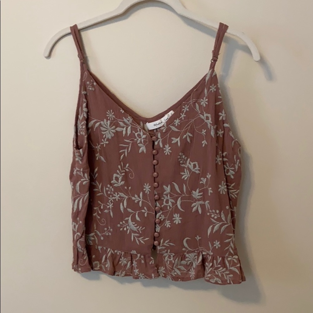 Cropped pattern shirt with ruffle bottom